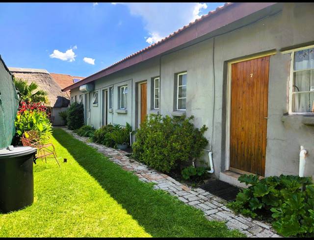 3 BEDROOM HOUSE FOR SALE IN THREE RIVERS